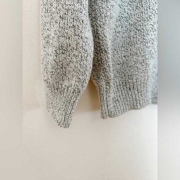 Karen Scott - Mock Neck Knit Sweater - Grey Pearl Buttons - Size XL - Picture 4 of 8